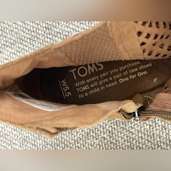 Toms Brown Ankle Booties with Perforated Design - Picture 3 of 16